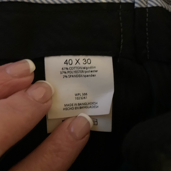 Haggar Mens Classic Fit Premium Khaki, 40x30, Pleated, Premium No Iron - Picture 9 of 13